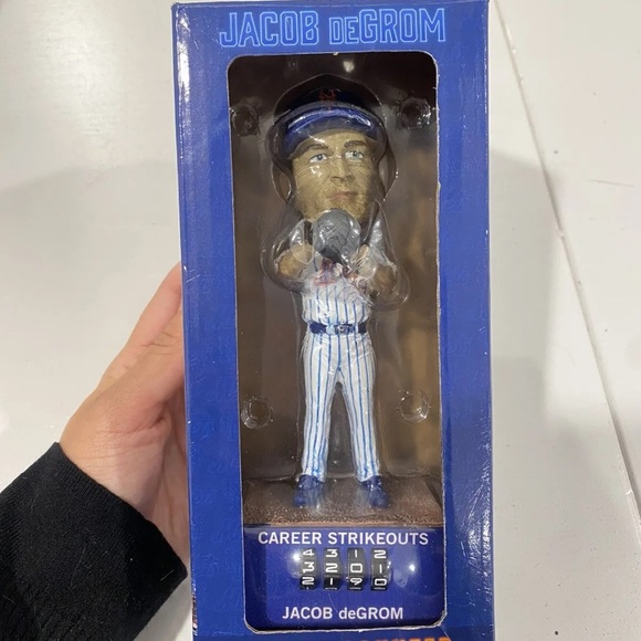 Jacob Degrom Bobble Head Counter Citifield 2022 New - Picture 1 of 5